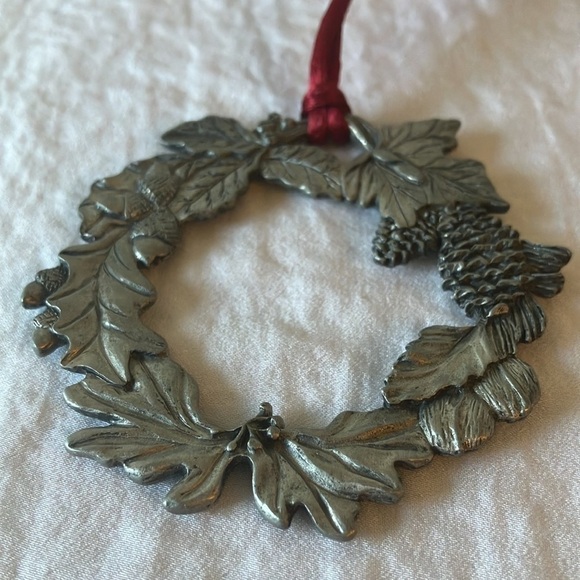 Seagull Pewter: 1995 Vintage Christmas Wreath Ornament- Canada - Picture 5 of 12